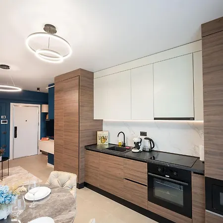 Mazi In Odyssey Pool Resort-parking Năvodari