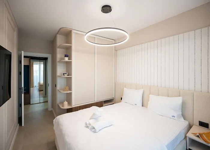 Mazi In Odyssey Pool Resort-parking