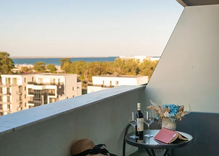 Mazi In Odyssey Pool Resort-parking *